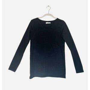 Zenana Women's Long Sleeve V-Neck Pullover Top in Black - Sz S